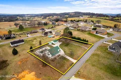 116 Lucas Ln, Sweetwater, TN 37874