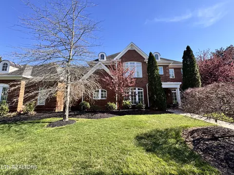 1245 Arborbrooke Dr, Knoxville, TN 37922