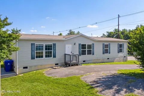 296 Illinois Ave, Oak Ridge, TN 37830