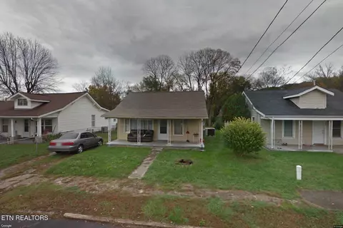 2608 Piedmont St, Knoxville, TN 37921