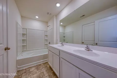 136 Ibis Loop, Oak Ridge, TN 37830 photo 28