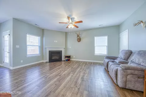 136 Ibis Loop, Oak Ridge, TN 37830 photo 8
