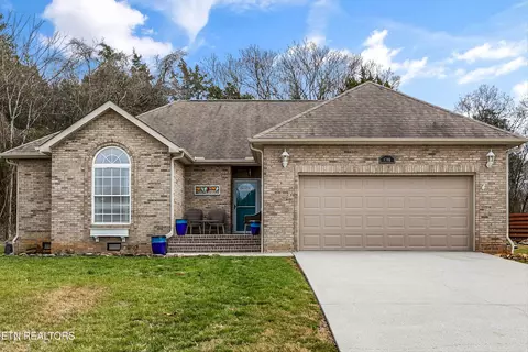 1708 Arrowhead Blvd, Maryville, TN 37801