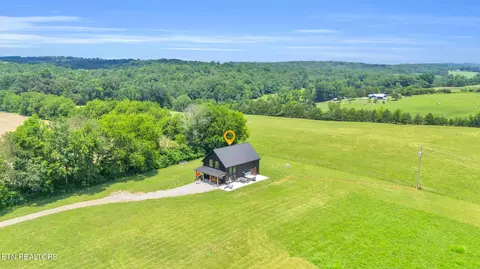 548 County Road 740, Riceville, TN 37370