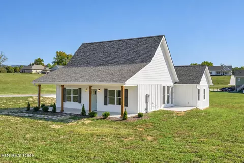 50 Emperor Ln, Greeneville, TN 37743