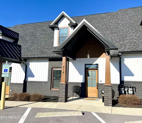 414 Fleeta Williams Way, Pigeon Forge, TN 37862