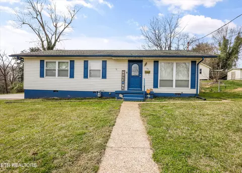 127 Athens Rd, Oak Ridge, TN 37830