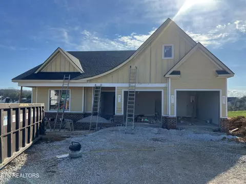 149 Limelight Ln, Lenoir City, TN 37772