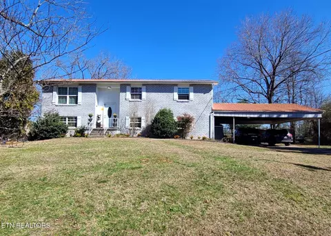 1733 N Parkridge Dr, Knoxville, TN 37924