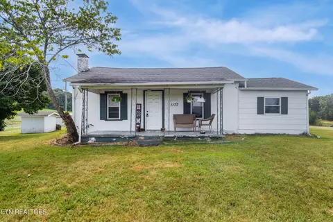 1177 Wade Rd, Loudon, TN 37774