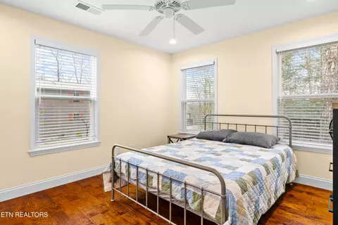 Bedroom - 194 Cold Springs Trce, Townsend, TN 37882 photo 4 of 6