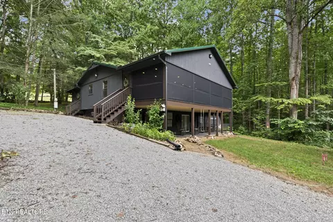 114 Pam Ln, Townsend, TN 37882