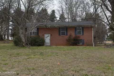 102 Lennox Dr, Jefferson City, TN 37760