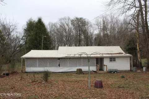 921 Mcghee Rd, Jamestown, TN 38556