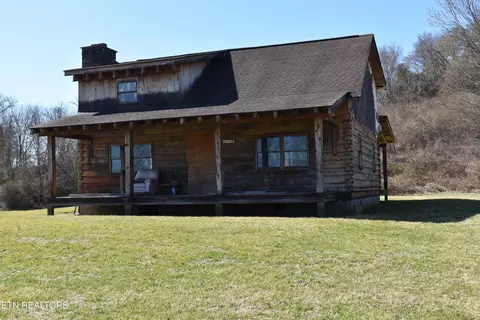 301 Smith Dr, Harrogate, TN 37752
