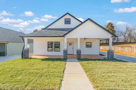 924 Stratford Ave, Sweetwater, TN 37874