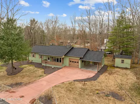 176 Dovenshire Dr, Crossville, TN 38558