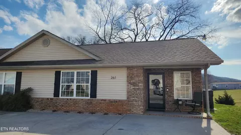 261 Dumplin Ln, Kodak, TN 37764