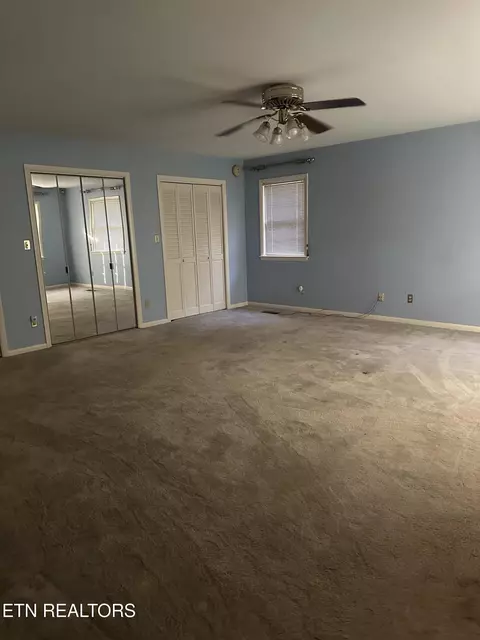 Bedroom - 2794 Us Hwy 25 E, Middlesboro, KY 40965 photo 3 of 6