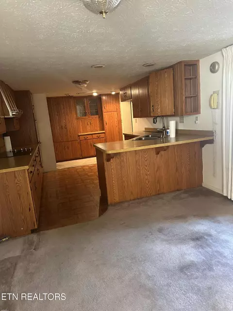 Kitchen - 2794 Us Hwy 25 E, Middlesboro, KY 40965 photo 1 of 5