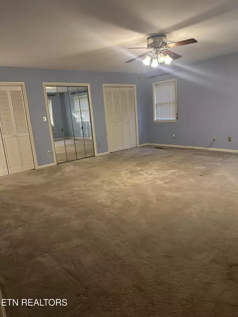 Bedroom - 2794 Us Hwy 25 E, Middlesboro, KY 40965 photo 4 of 6