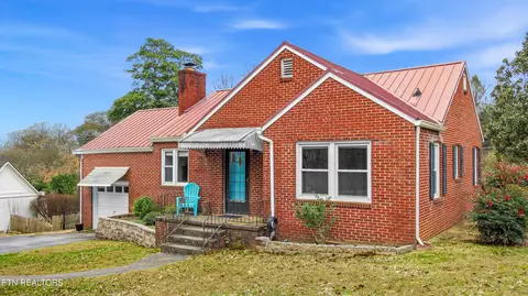 4824 Skyline Dr, Knoxville, TN 37914