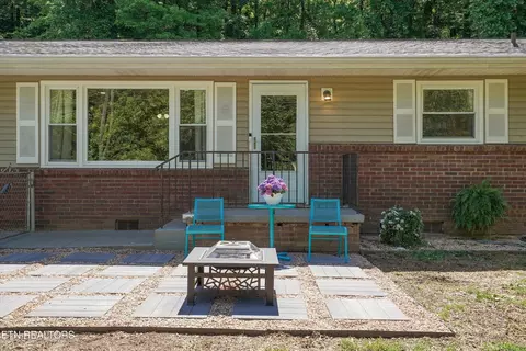 116 Stone Rd, Knoxville, TN 37920