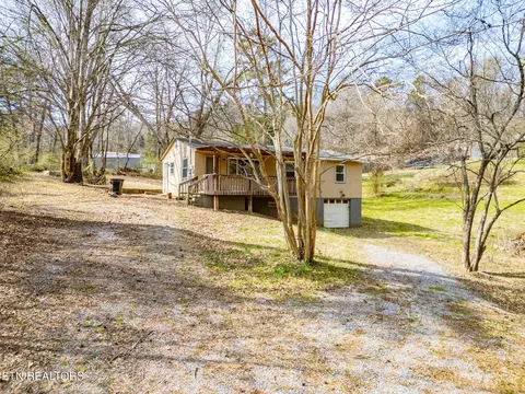 1711 Sunny Ln, Knoxville, TN 37912