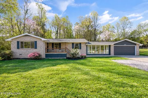 8237 Collier Rd, Powell, TN 37849