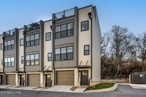 1108 River Fork Way, Knoxville, TN 37920