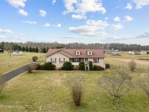 3076 Ryan Rd, Crossville, TN 38571