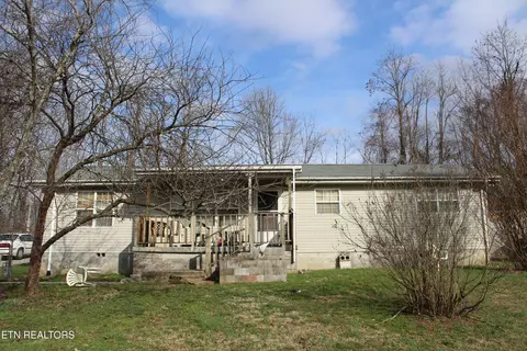 905 Mitchell Ln, Jamestown, TN 38556