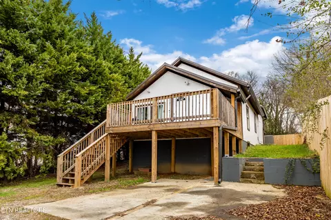838 Railroad St, Maryville, TN 37804