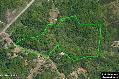 165 Happy Hollow Rd, Madisonville, TN 37354