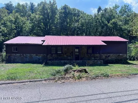 116 Spencer Dr, Harriman, TN 37748