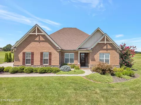 120 White Hawk Dr, Vonore, TN 37885