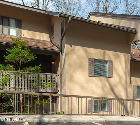 1235 Ski Mountain Rd #613, Gatlinburg, TN 37738