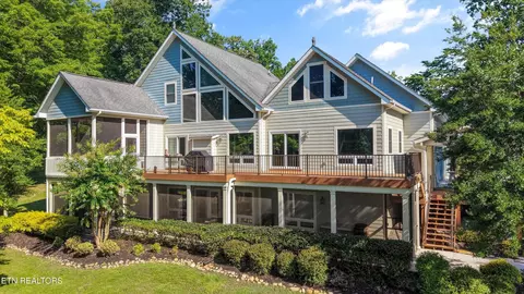 209 Bucks And Doe, La Follette, TN 37766