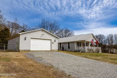 631 Pin Hook Rd, Spring City, TN 37381