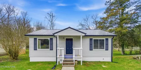 115 Cedar Cir, Harriman, TN 37748