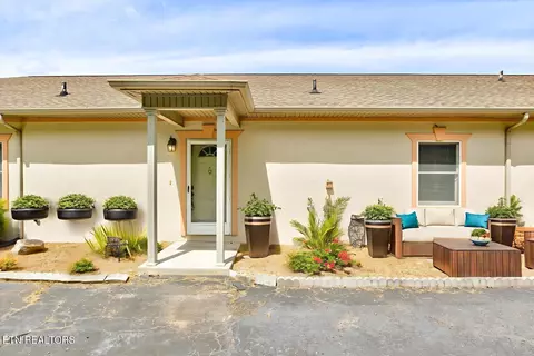 3002 Brentwood Ct, Kingston, TN 37763