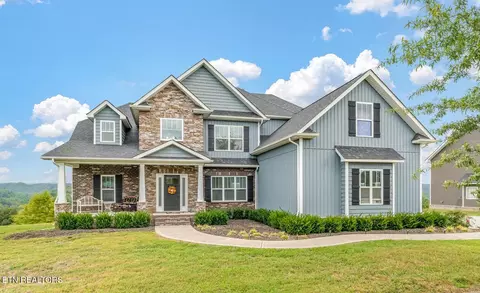 113 Sweetberry St, Oak Ridge, TN 37830