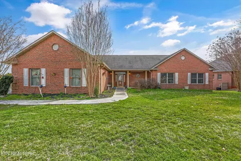 3934 Poplar Grove Rd, Maryville, TN 37804