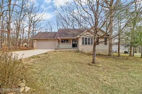 139 Fairhaven Dr, Crossville, TN 38558