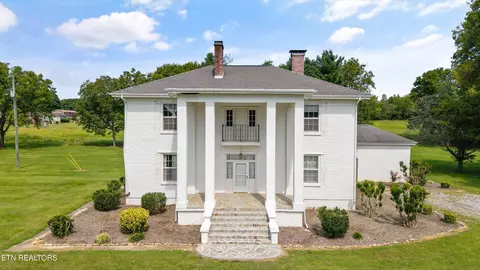 307 N Burn Rd, Niota, TN 37826