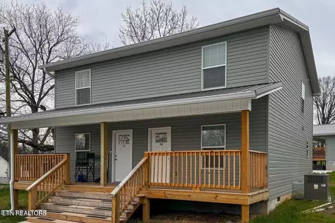 141143 Oak St, Athens, TN 37303