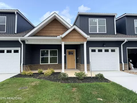 7328 Whispering Creek Ln, Powell, TN 37849