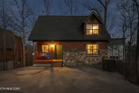 2813 Forrest Way, Pigeon Forge, TN 37863