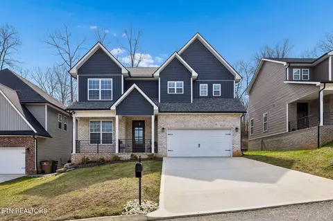 2322 Birch Hollow Ln, Knoxville, TN 37920