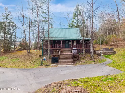 2148 Little Valley Rd UNIT B, Sevierville, TN 37862